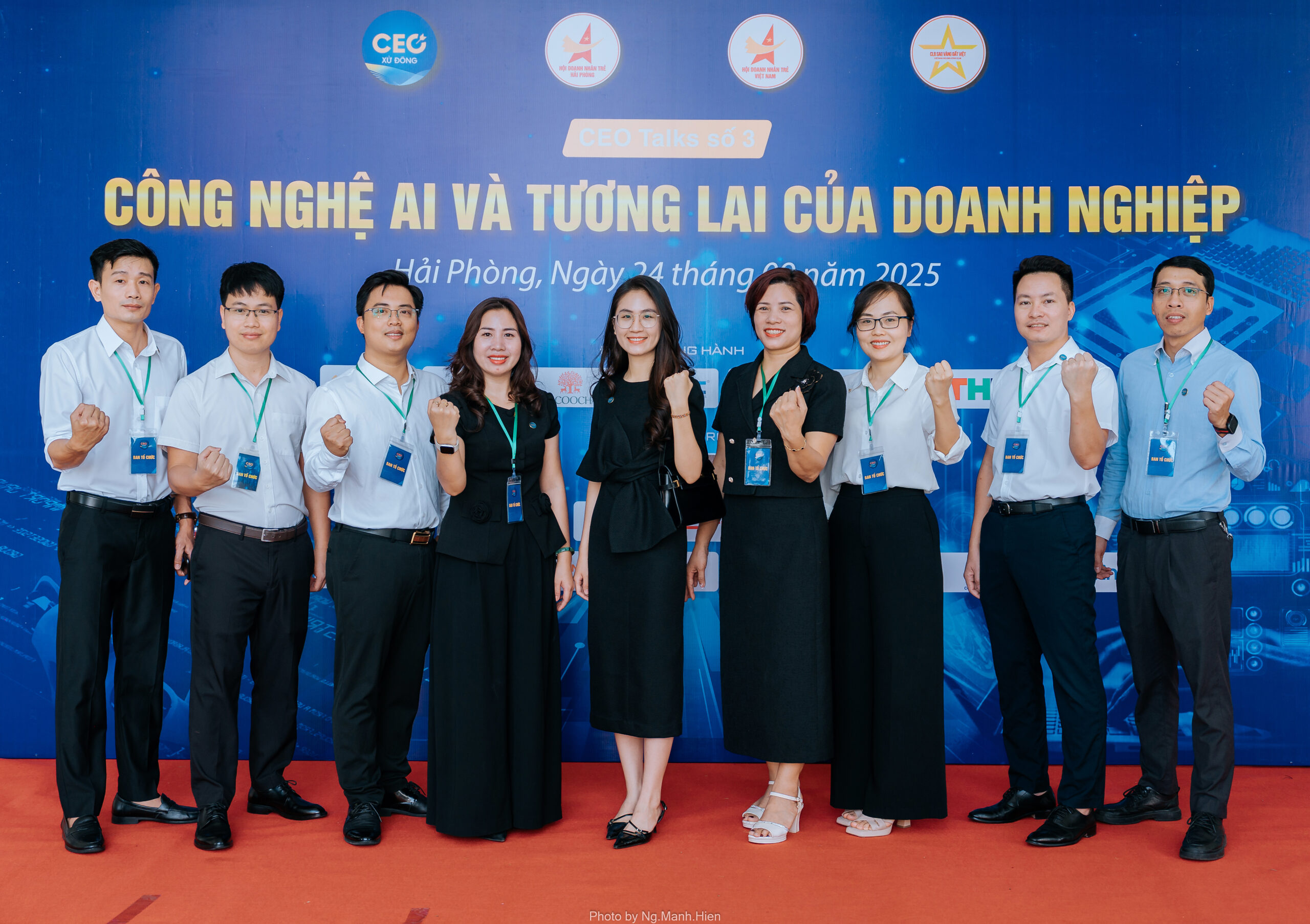 Talkshow "AI và tương lai của doanh nghiệp” với sự góp mặt của nhiều doanh nhân